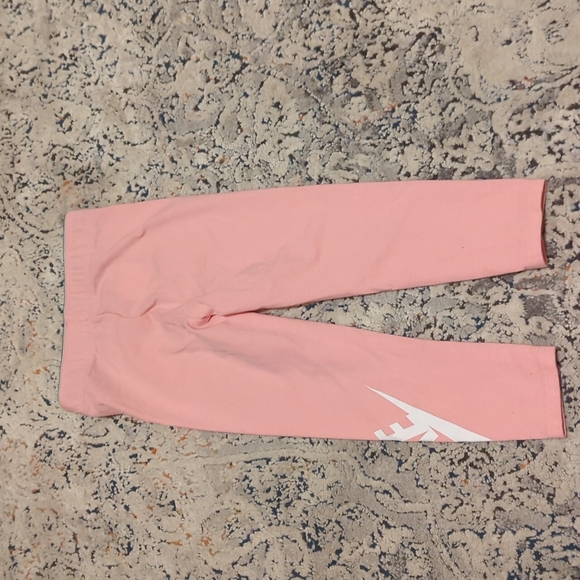 New - Picture 3 of 3